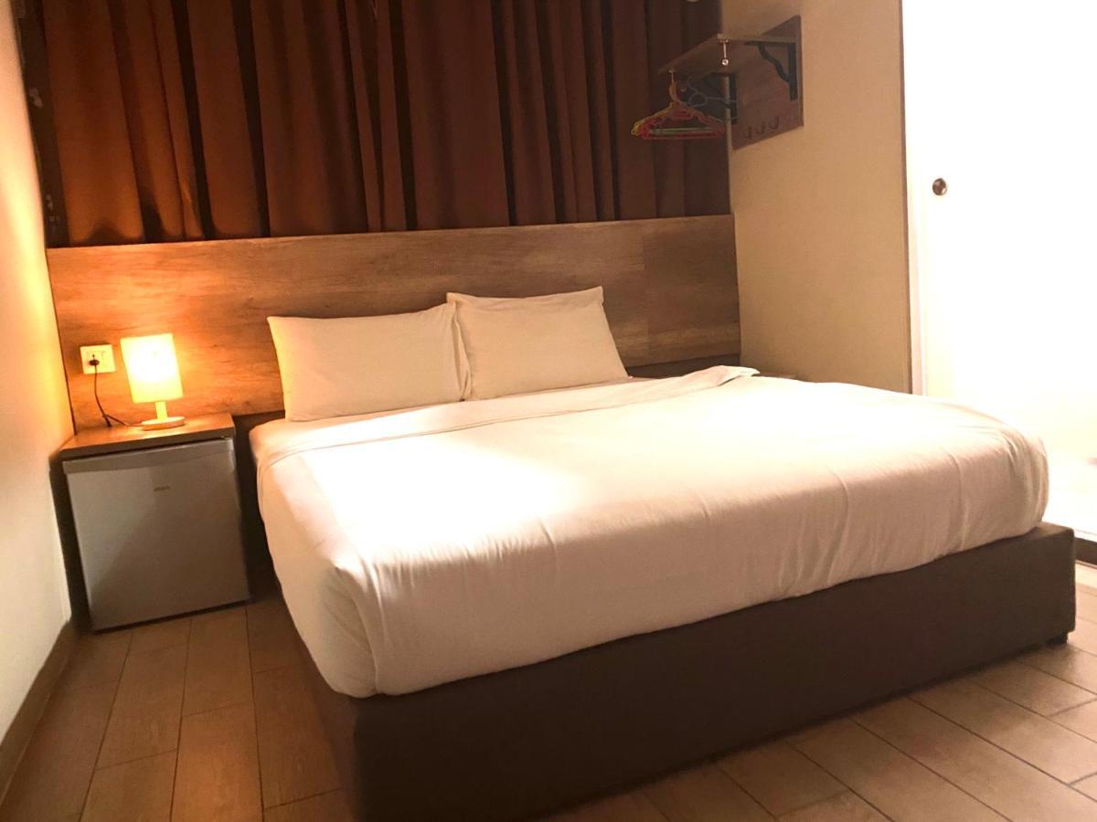 Sh Hotel Kota Damansara Exterior photo